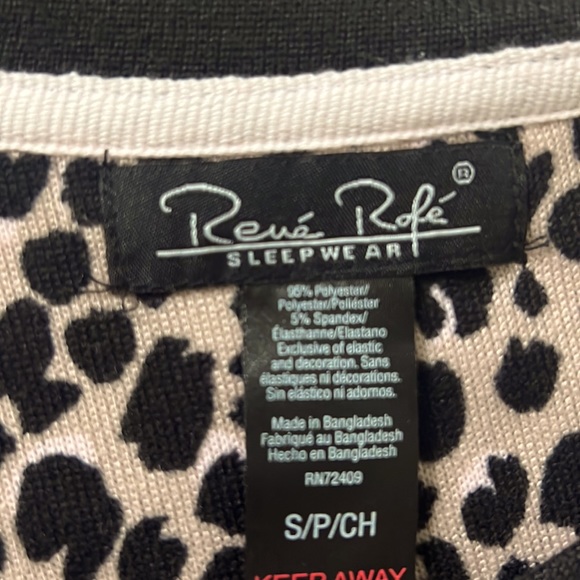 Rene Rofe Sleepwear Set - Picture 4 of 5